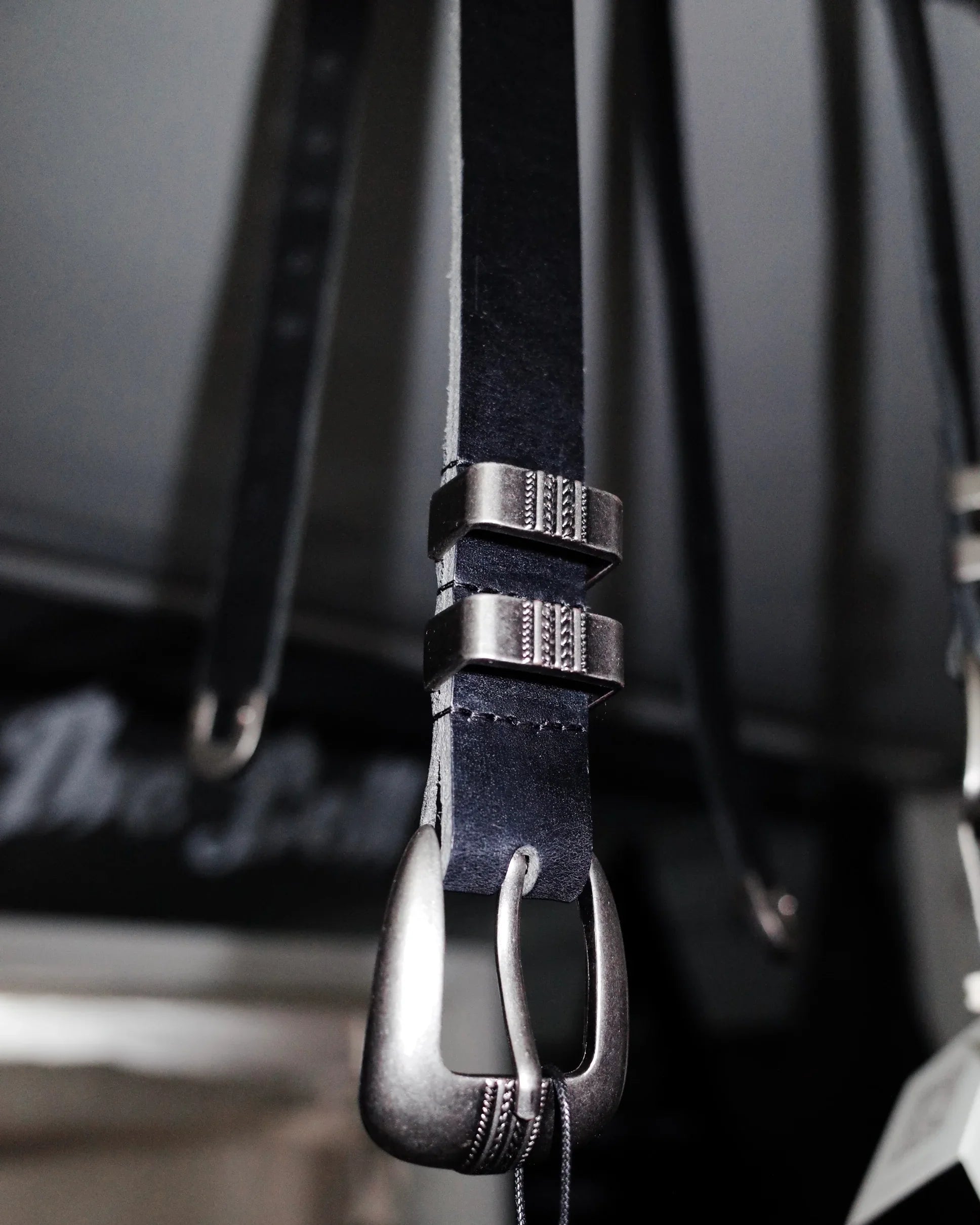 JOHNNY CLASSIC, Western Belt, Cowboy belt, Bridle Leather, SEDGWICK, black belt, topview, four piece belt, front view, KLDSCOPE, Kaleidoscope