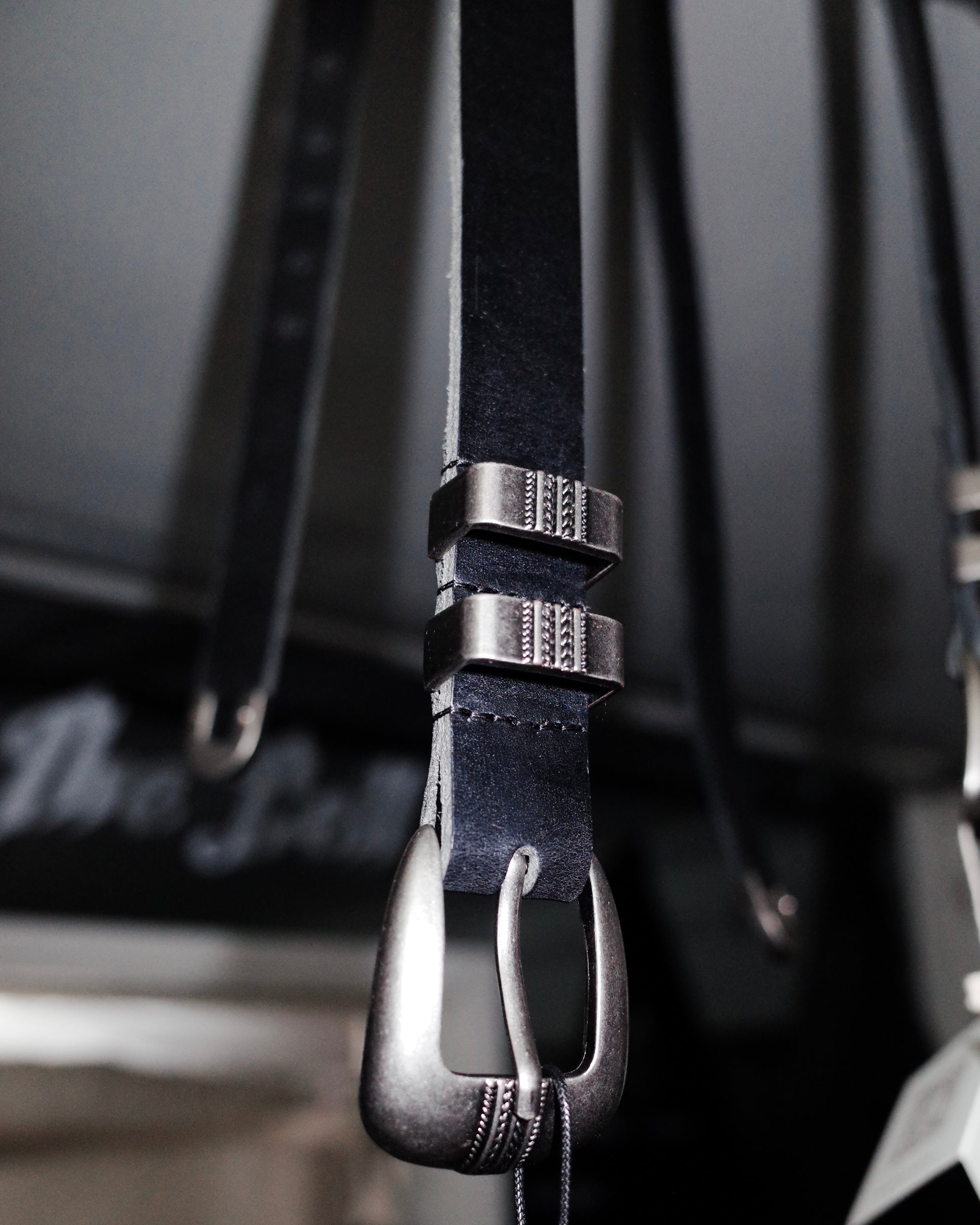 JOHNNY CLASSIC, Western Belt, Cowboy belt, Bridle Leather, SEDGWICK, black belt, topview, four piece belt, front view, KLDSCOPE, Kaleidoscope